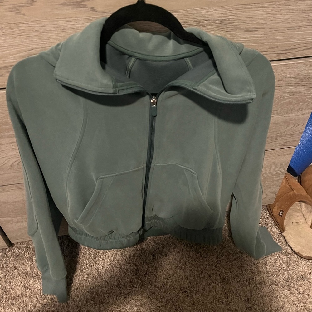 Lululemon Softstreme funnel neck zip